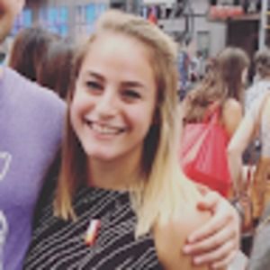 Meet your Posher, Danielle